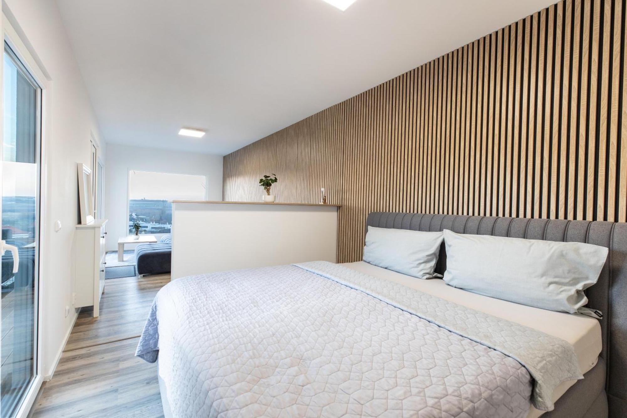 Airport Luxury Apartment & Spa Praga Exterior foto