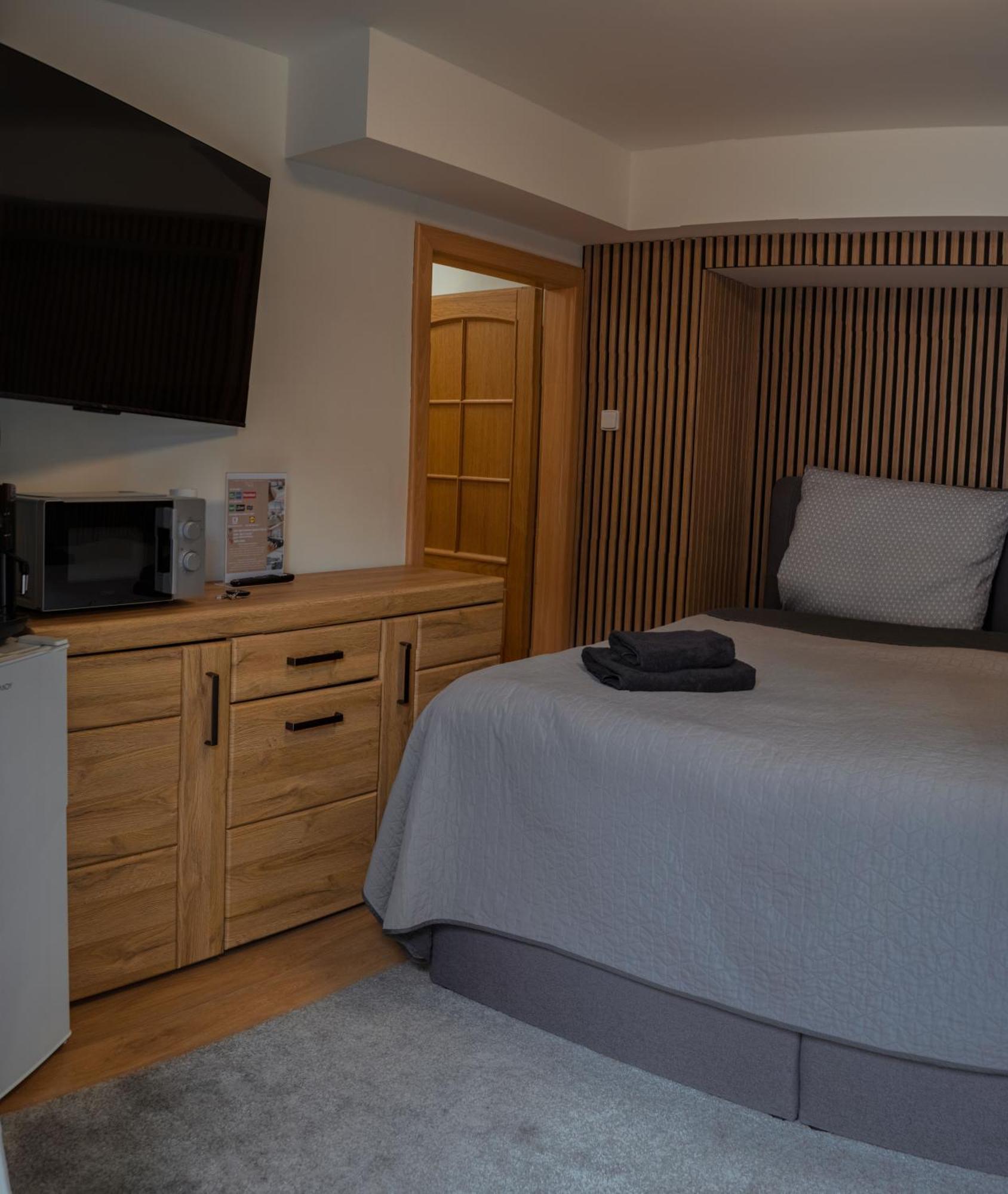 Airport Luxury Apartment & Spa Praga Quarto foto